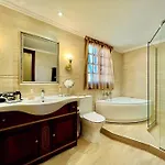 Poli House Family W/ Pool Villa