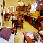 Poli House Family W/ Pool Villa
