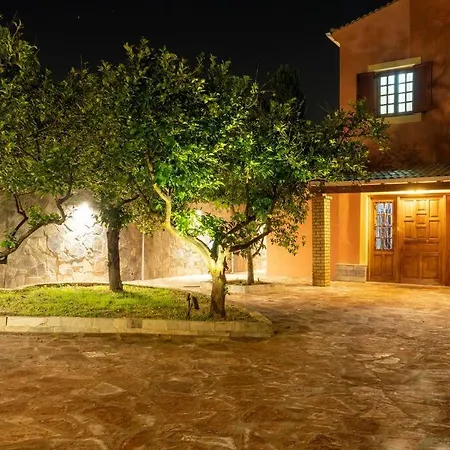 Βίλα Poli House Family W/ Pool Corfu (city)